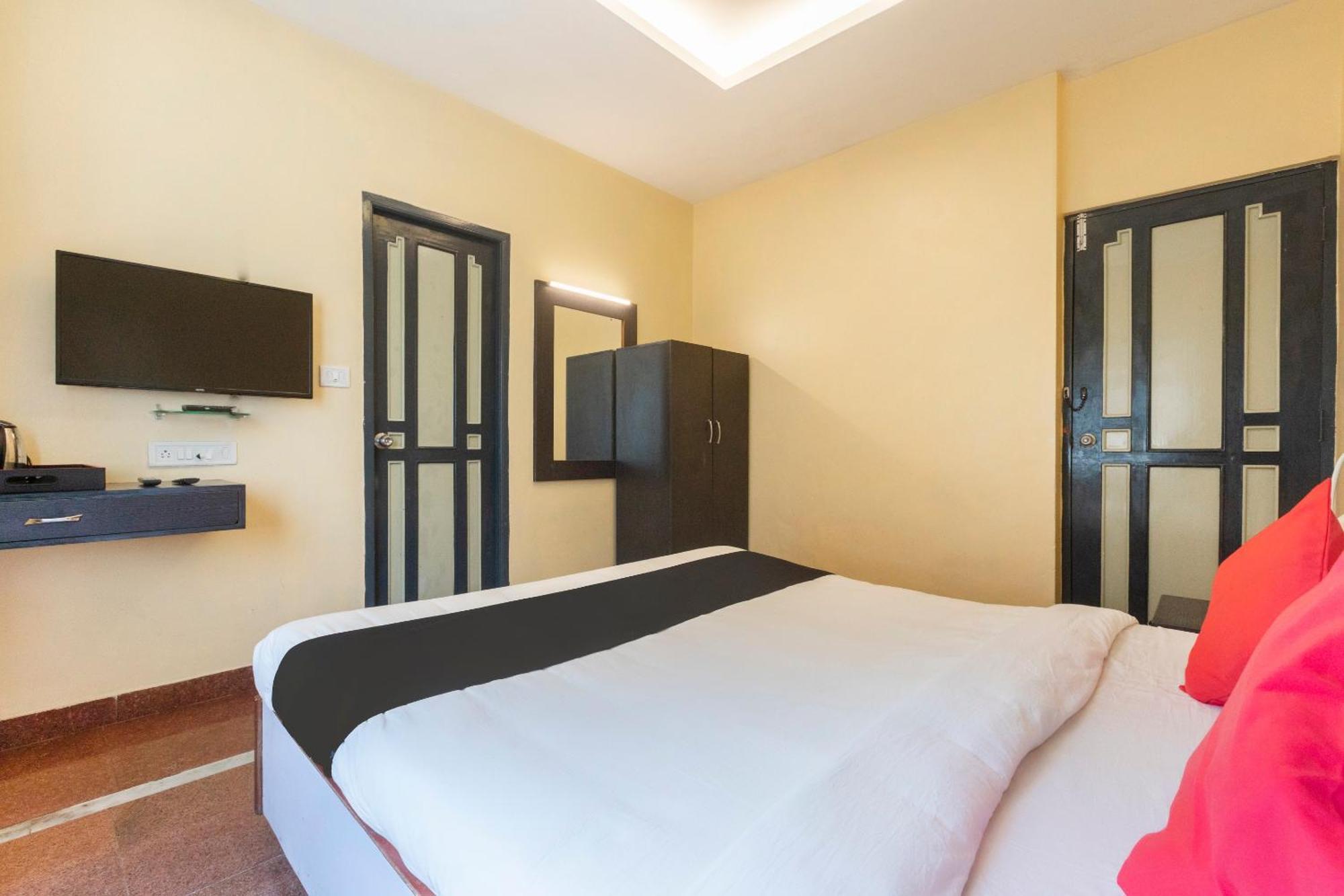 Collection O Santhome Residency Near Marina Beach Chennai Luaran gambar